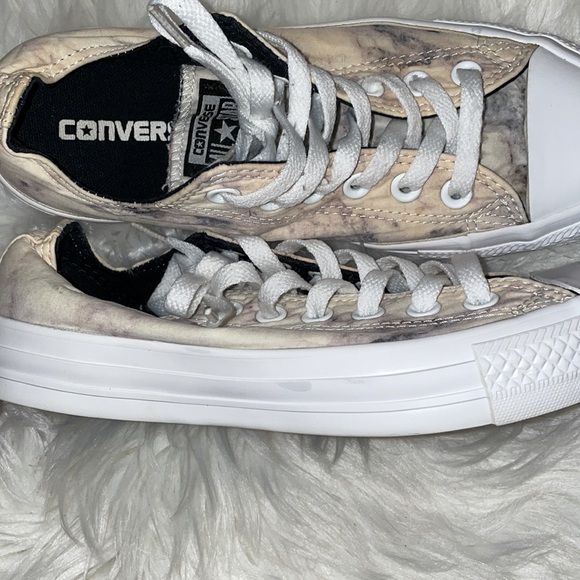 Women Chuck Taylor - Picture 6 of 8